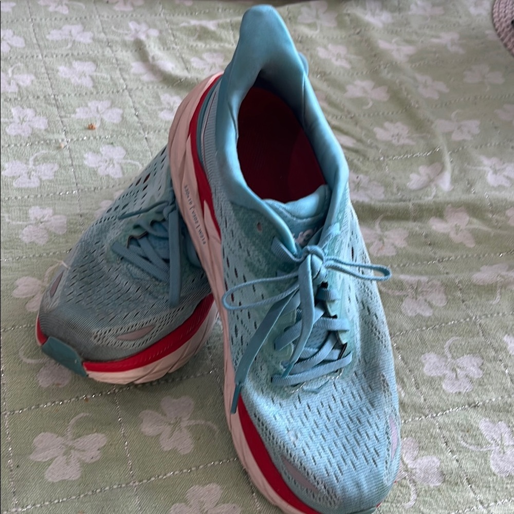 Hoka’s women’s size 8 1/2 - Picture 5 of 5